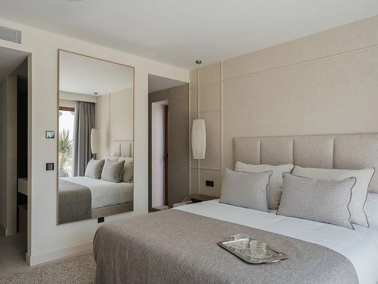 Apartment for Sale in Marbella, Malaga, Nueva Andalucia 15