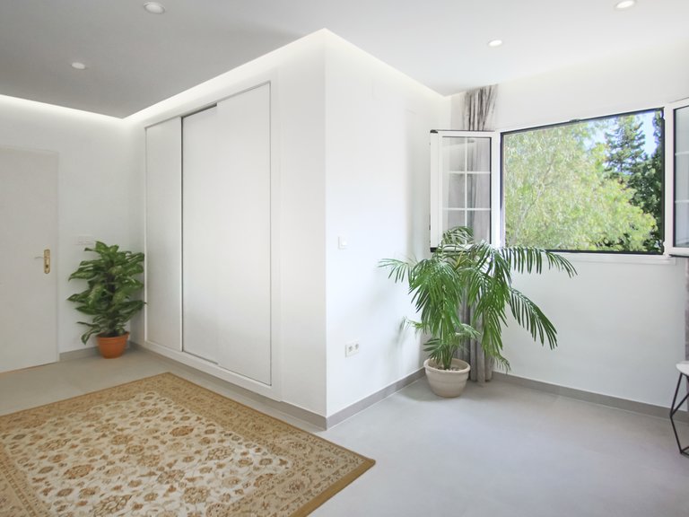 Apartment for Sale in Marbella, Malaga, Nueva Andalucia 14
