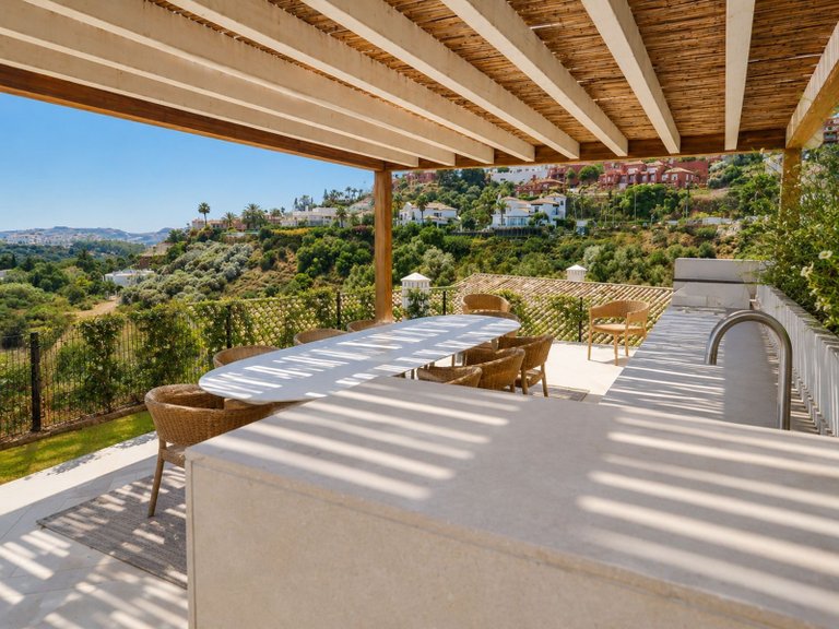 Villa for Sale in Benahavis, Malaga 34