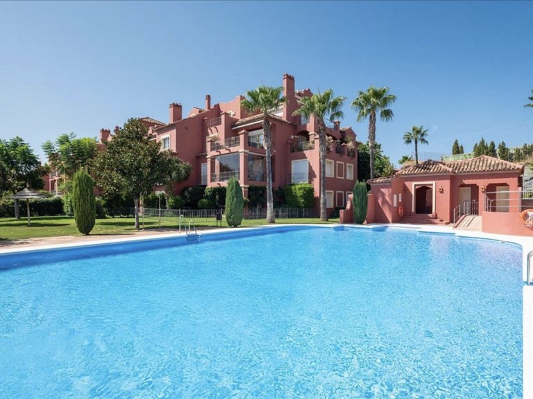 Town House for Sale in Benahavis, Malaga, Monte Halcones 1