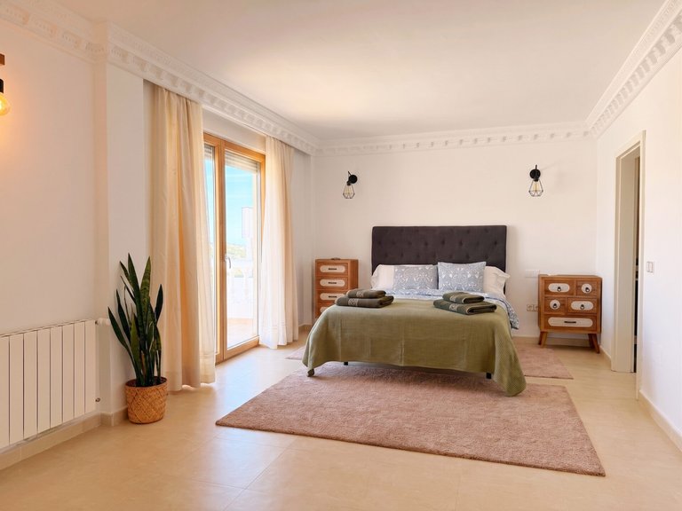 Villa for Sale in Marbella, Malaga 4