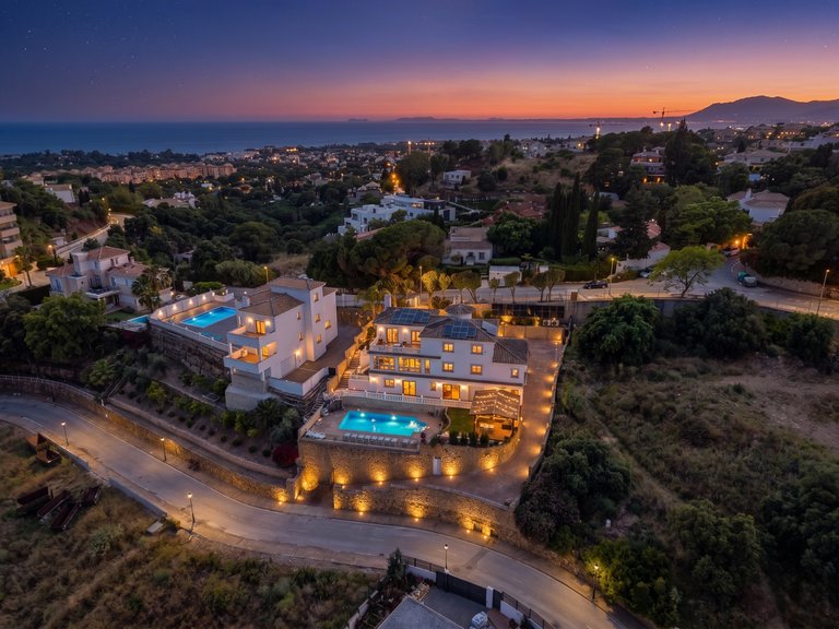 Villa for Sale in Marbella, Malaga 3