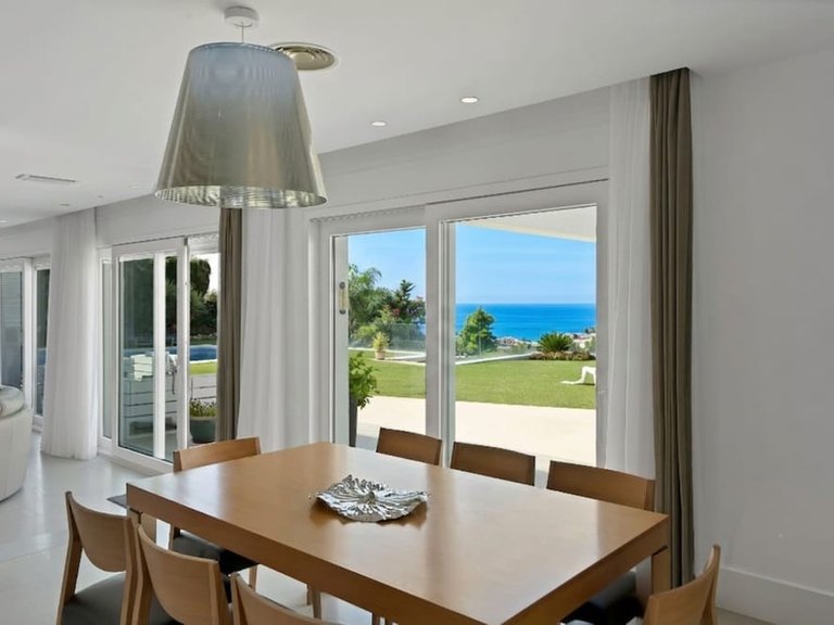 Villa for Sale in Marbella, Malaga, Marbella Golden Mile 8
