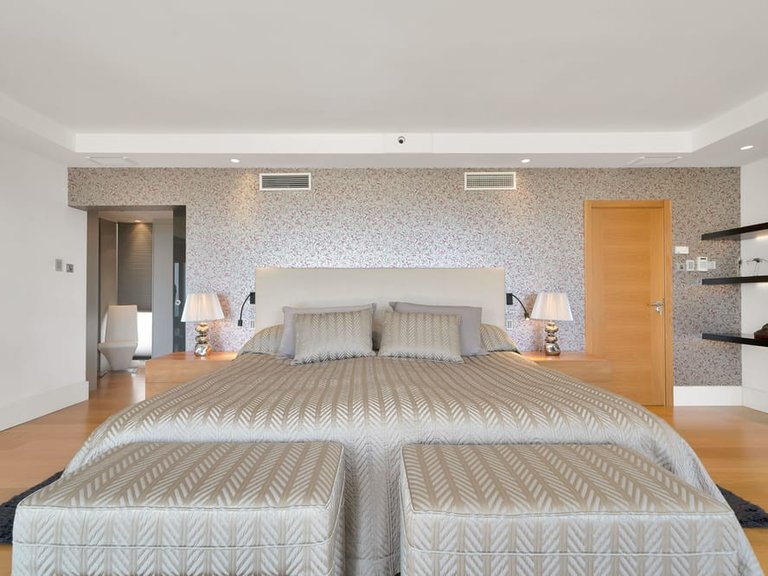 Villa for Sale in Marbella, Malaga, Marbella Golden Mile 20