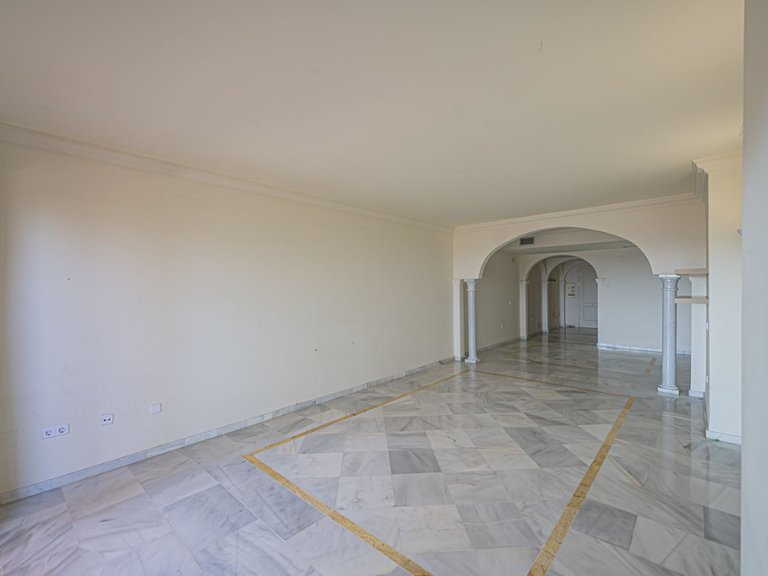 Apartment for Sale in Marbella, Malaga 7