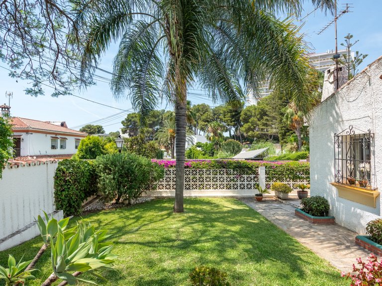 Villa for Sale in Marbella, Malaga 16