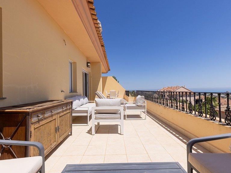 Penthouse for Sale in Marbella, Malaga 19