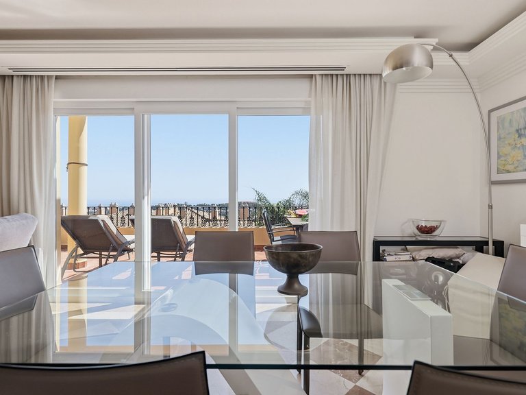 Penthouse for Sale in Marbella, Malaga 4