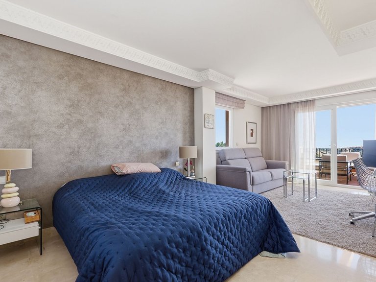 Penthouse for Sale in Marbella, Malaga 14