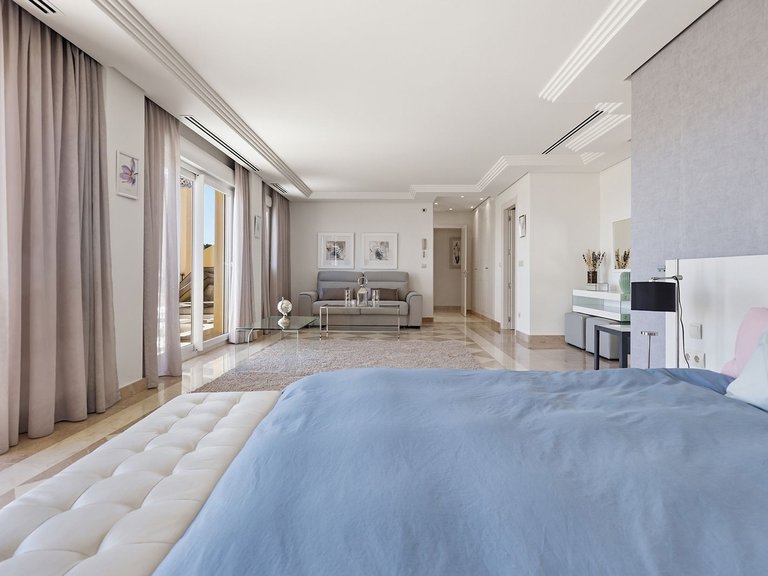 Penthouse for Sale in Marbella, Malaga 10