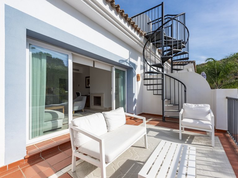 Town House for Sale in Benahavis, Malaga, Paraiso Pueblo 2