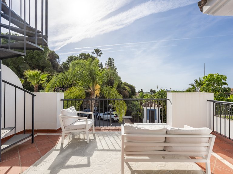 Town House for Sale in Benahavis, Malaga, Paraiso Pueblo 3
