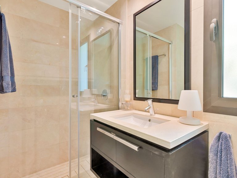 Town House for Sale in Benahavis, Malaga 17
