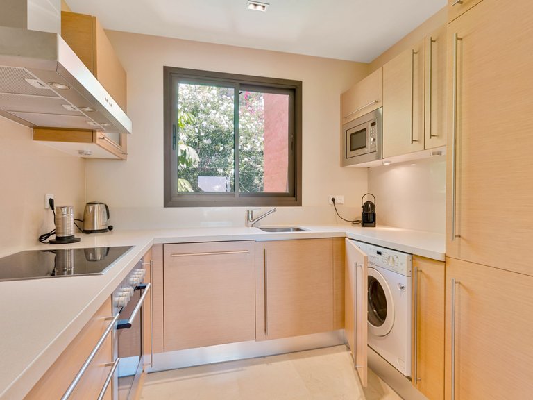 Town House for Sale in Benahavis, Malaga 12