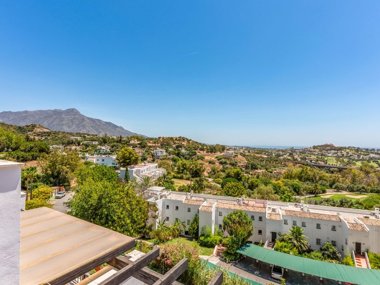 Town House for Sale in Benahavis, Malaga 23