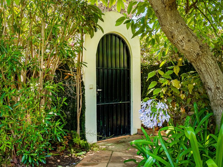 Villa for Sale in Marbella, Malaga 36