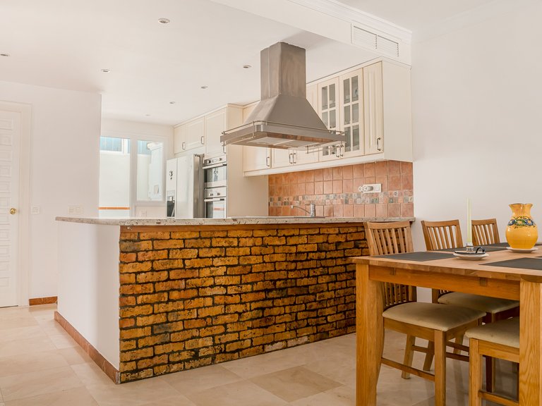 Villa for Sale in Marbella, Malaga 12