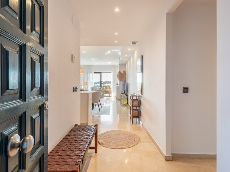 Apartment for Sale in Marbella, Malaga 25
