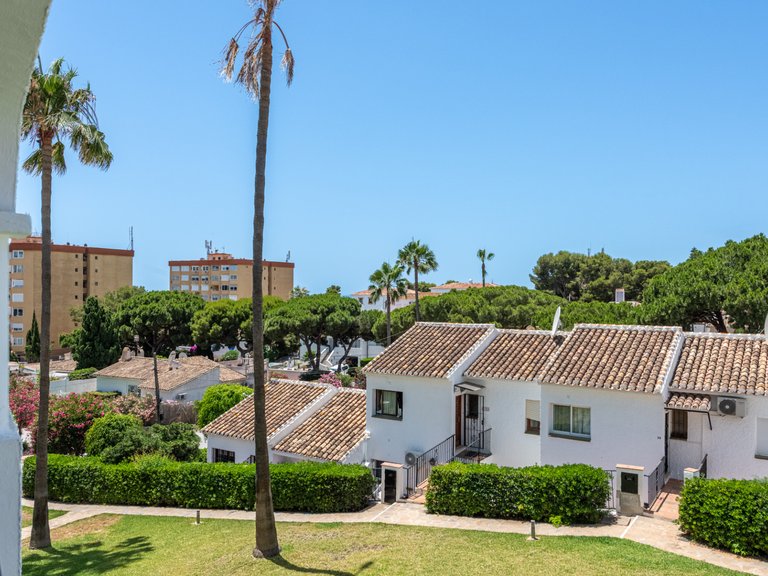 Apartment for sale in Mijas Costa, Malaga 18