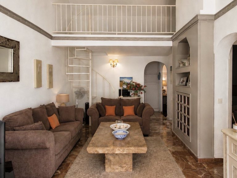 Top Floor Apartment for sale 3