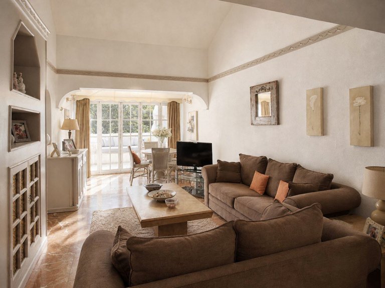Top Floor Apartment for sale 4