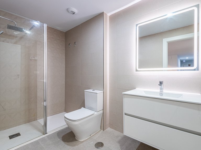 Apartment for sale in Torremolinos, Malaga 6