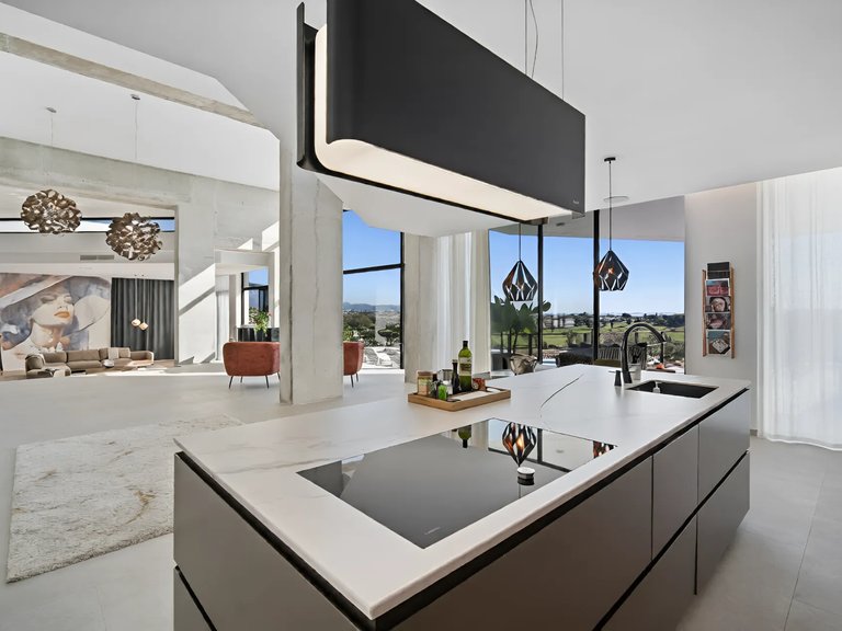 Villa for Sale in Benahavis, Malaga, Paraiso Alto 15