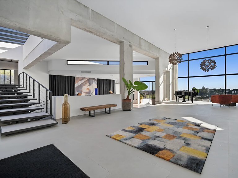 Villa for Sale in Benahavis, Malaga, Paraiso Alto 3