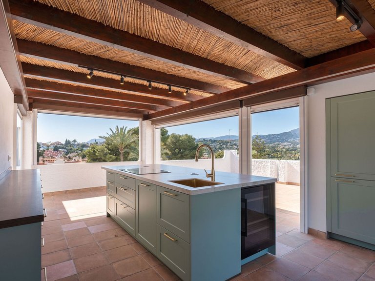 Penthouse for Sale in Marbella, Malaga, Nueva Andalucia 22
