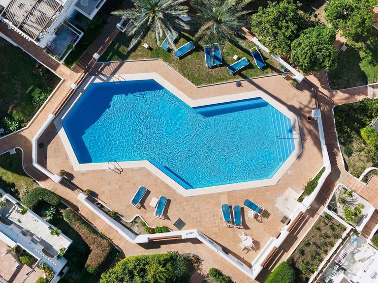 Penthouse for Sale in Marbella, Malaga, Nueva Andalucia 28