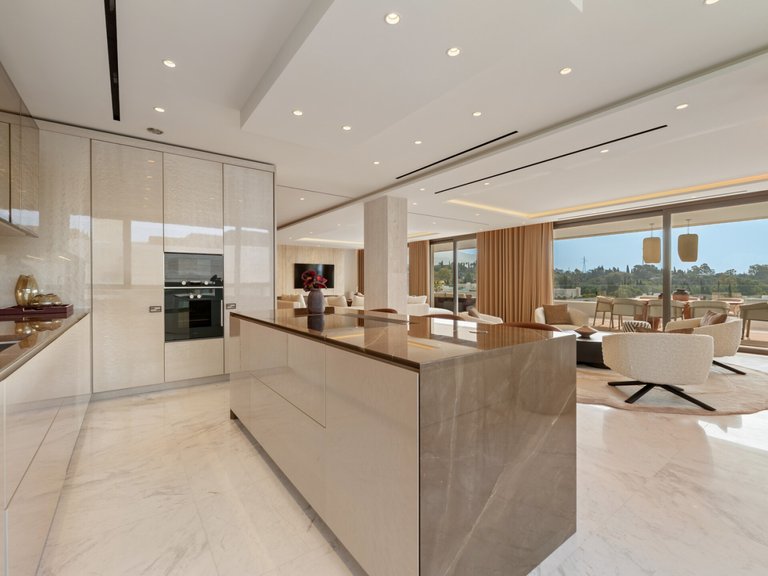 Town House for Sale in Marbella, Malaga, Marbella Golden Mile 15
