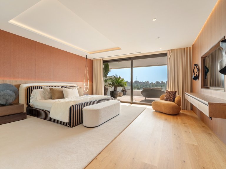 Town House for Sale in Marbella, Malaga, Marbella Golden Mile 32