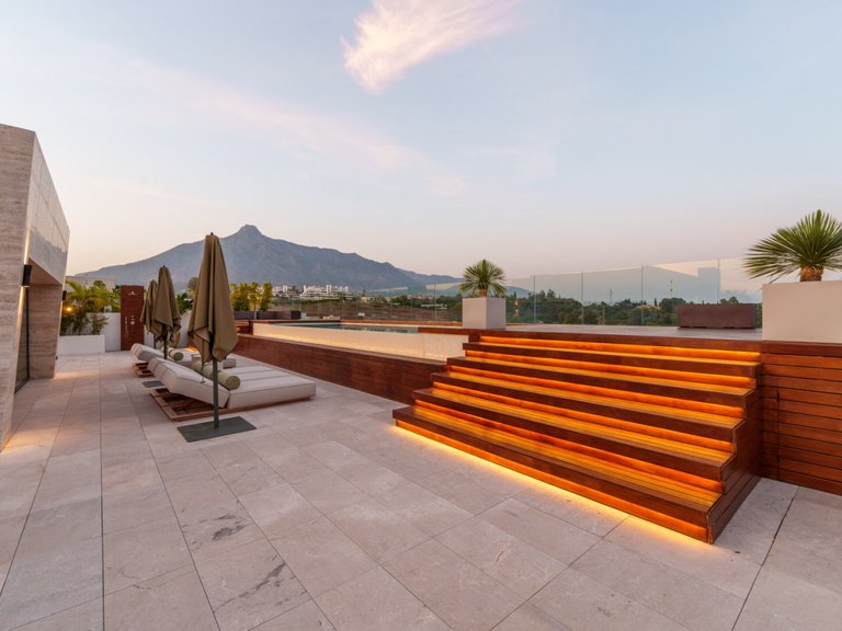 Town House for Sale in Marbella, Malaga, Marbella Golden Mile 9