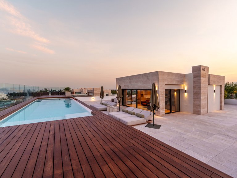 Town House for Sale in Marbella, Malaga, Marbella Golden Mile 6