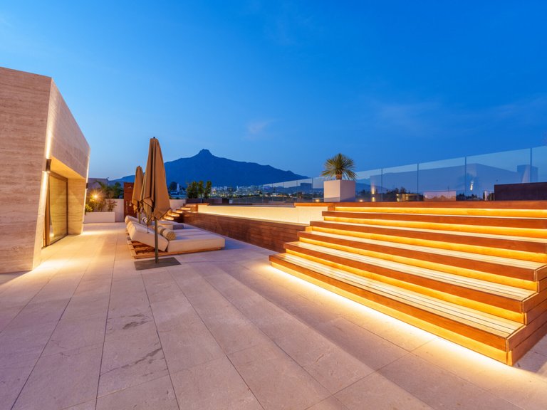 Town House for Sale in Marbella, Malaga, Marbella Golden Mile 8