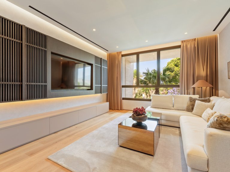 Town House for Sale in Marbella, Malaga, Marbella Golden Mile 17