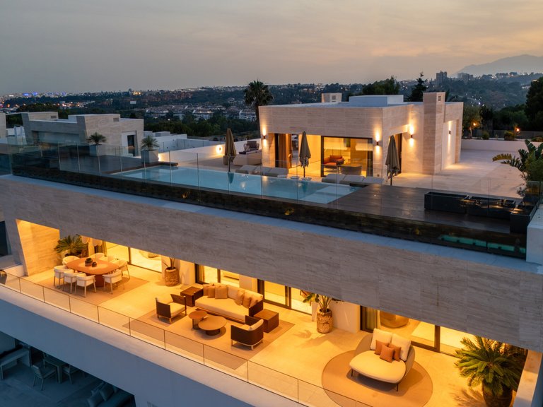 Town House for Sale in Marbella, Malaga, Marbella Golden Mile 4