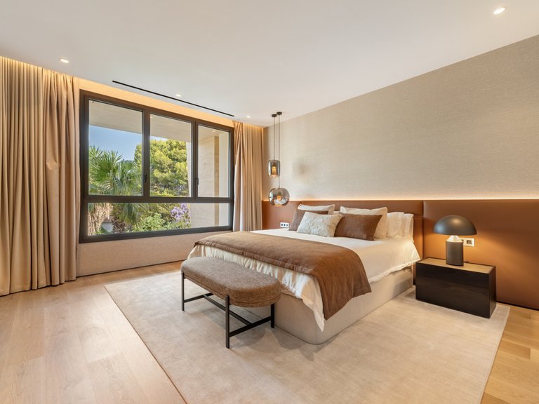 Town House for Sale in Marbella, Malaga, Marbella Golden Mile 24