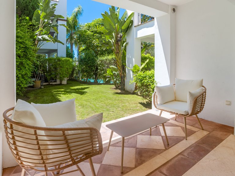 Apartment for Sale in Marbella, Malaga, Marbella Golden Mile 25