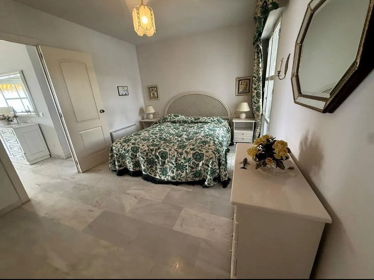 Apartment for Sale in Benalmadena, Malaga 16