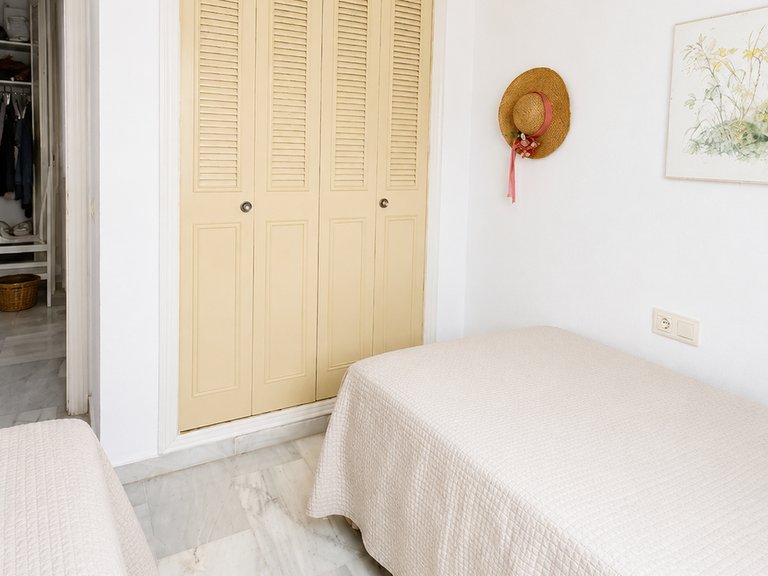 Apartment for Sale in Benalmadena, Malaga 8