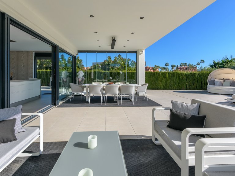 Villa for Sale in Marbella, Malaga, Marbella Este 15
