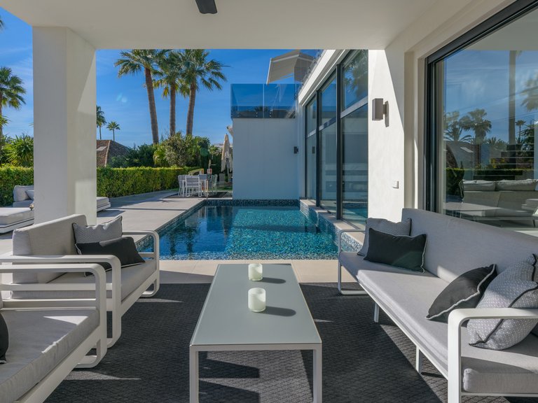 Villa for Sale in Marbella, Malaga, Marbella Este 28