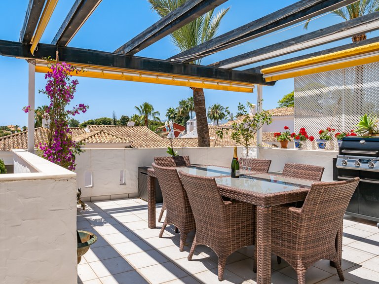 Apartment for Sale in Marbella, Malaga 17