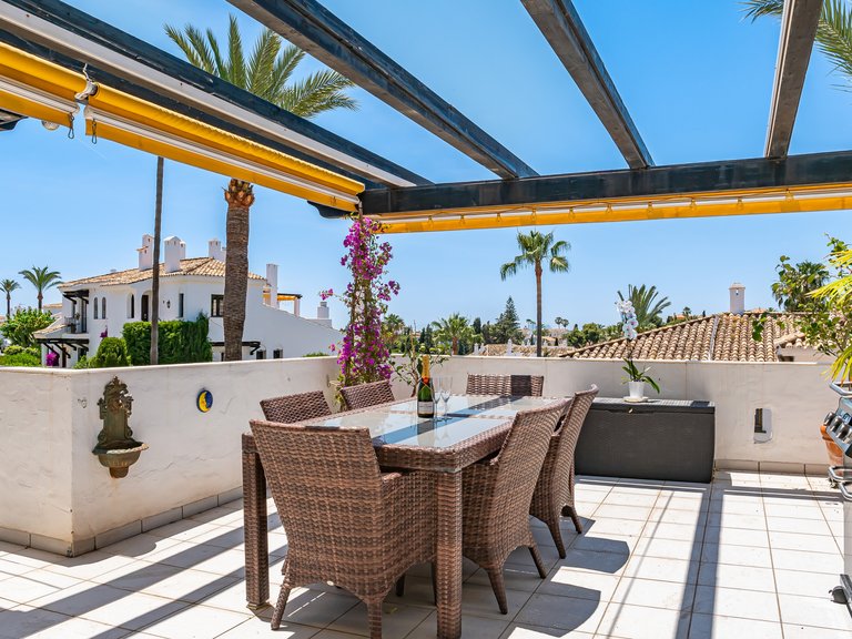 Apartment for Sale in Marbella, Malaga 18