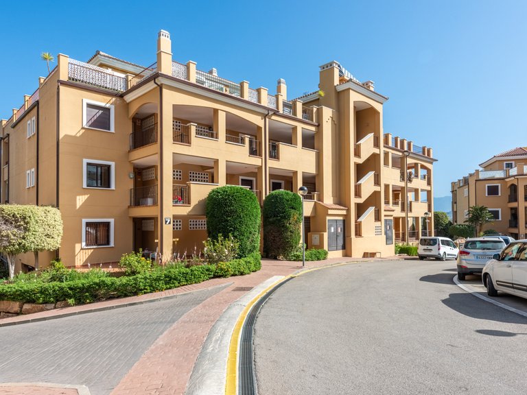Elegant penthouse med stor terrass och panoramautsikt över golfbanan i Urb. Hercesa Calanova Golf 22