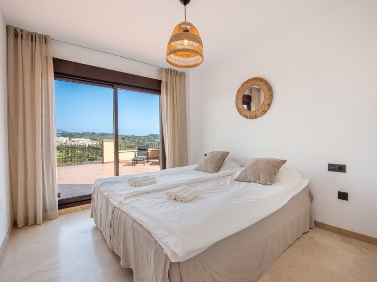 Elegant penthouse med stor terrass och panoramautsikt över golfbanan i Urb. Hercesa Calanova Golf 16