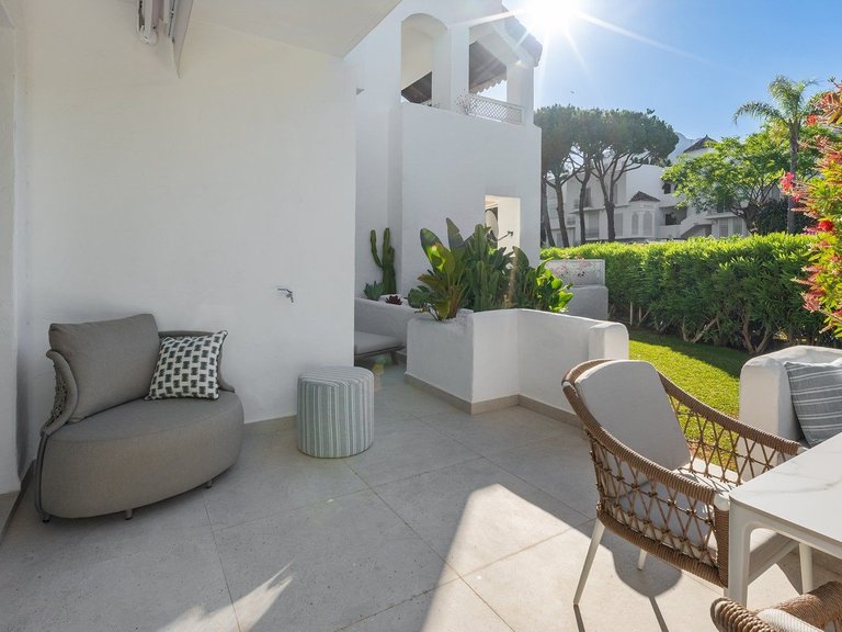 Apartment for Sale in Marbella, Malaga, Marbella Golden Mile 9