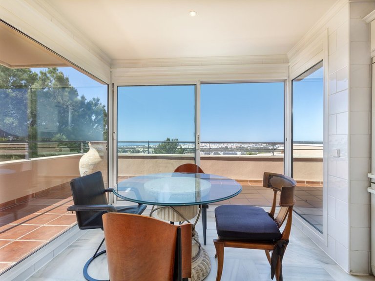 Apartment for Sale in Marbella, Malaga, Nueva Andalucia 23