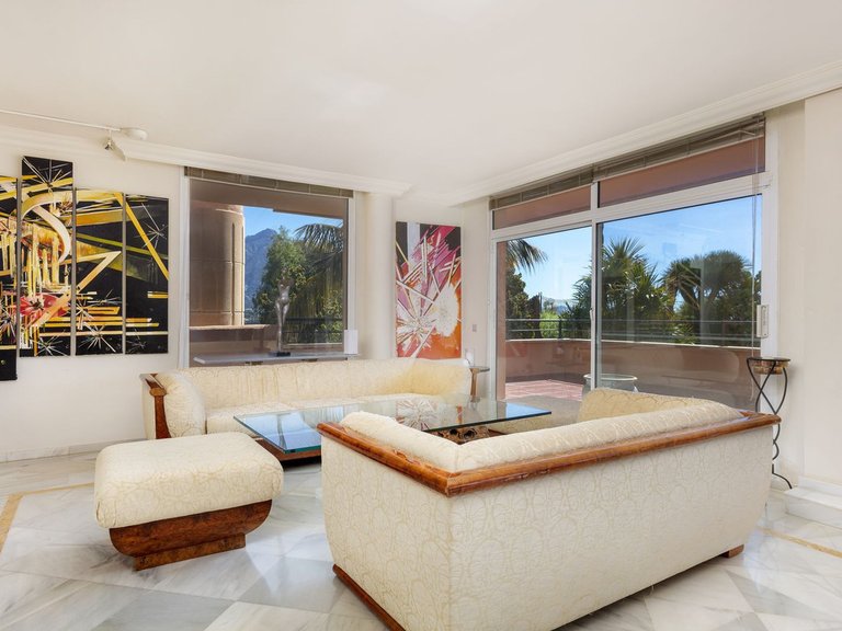 Apartment for Sale in Marbella, Malaga, Nueva Andalucia 27